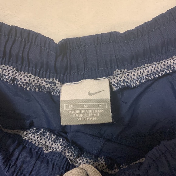 Nike shorts. - Picture 5 of 6